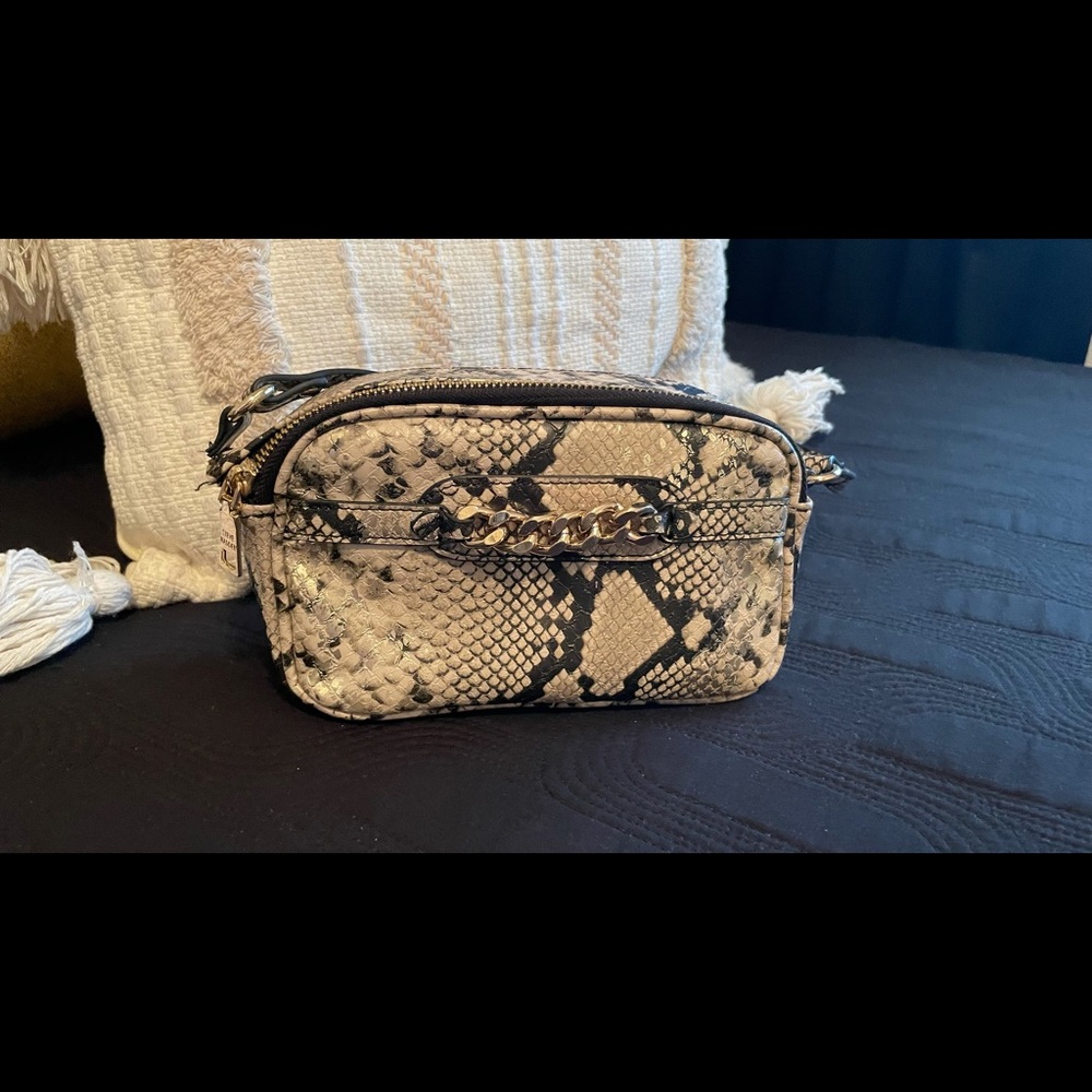 Bmaven Steve Madden crossbody